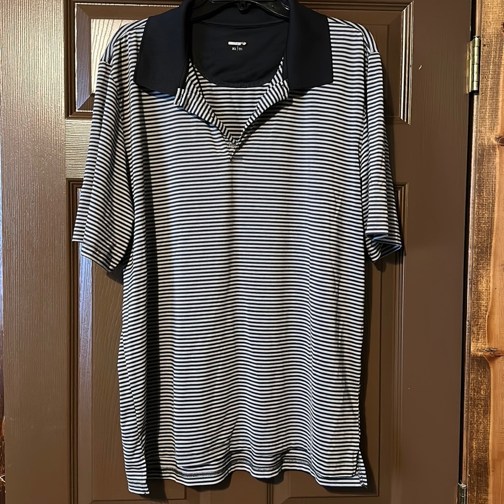 Mens XL short sleeve Tru-Wick shirt